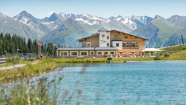 Cervosa Alm in summer